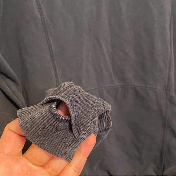 Athletha pullover black sweater size small - Picture 7 of 9